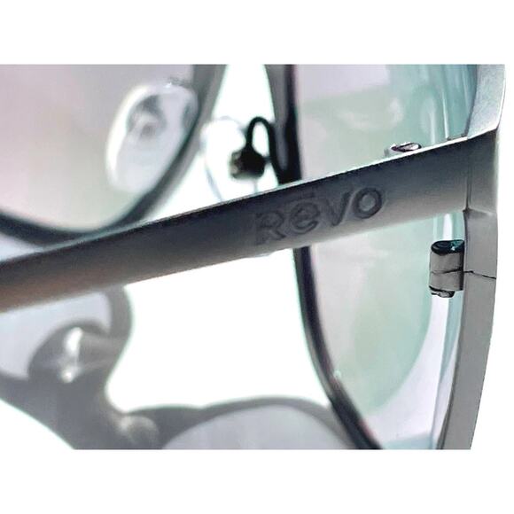 REVO MERIDIAN Sunglasses Gunmetal POLARIZED PHOTOCHROMATIC Evergreen 1194 00 GNP - Picture 3 of 12